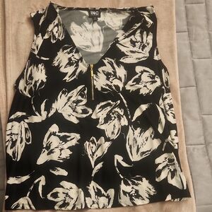 INC International Concepts Women's Black and Cream Floral Tank Top